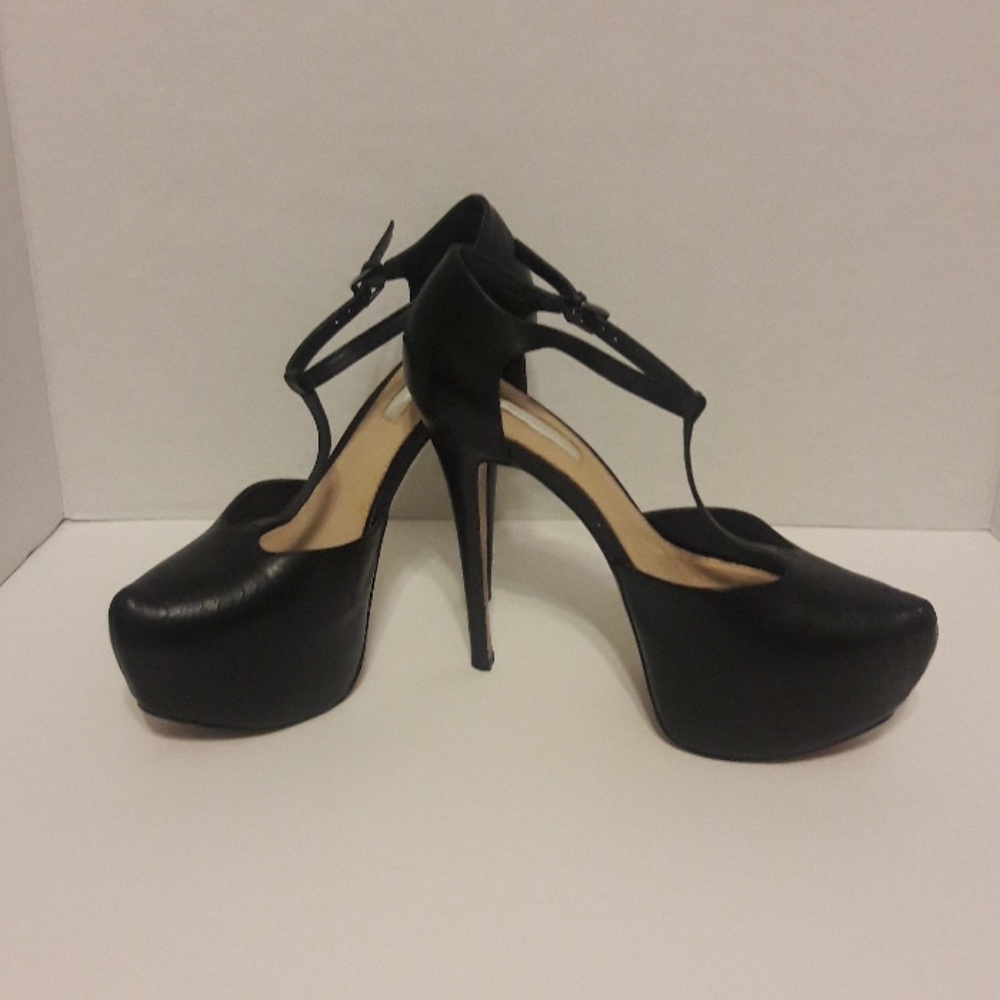 H by Halston "Nadine" T Strap Platform Pump Sz 8.5 - Picture 5 of 5